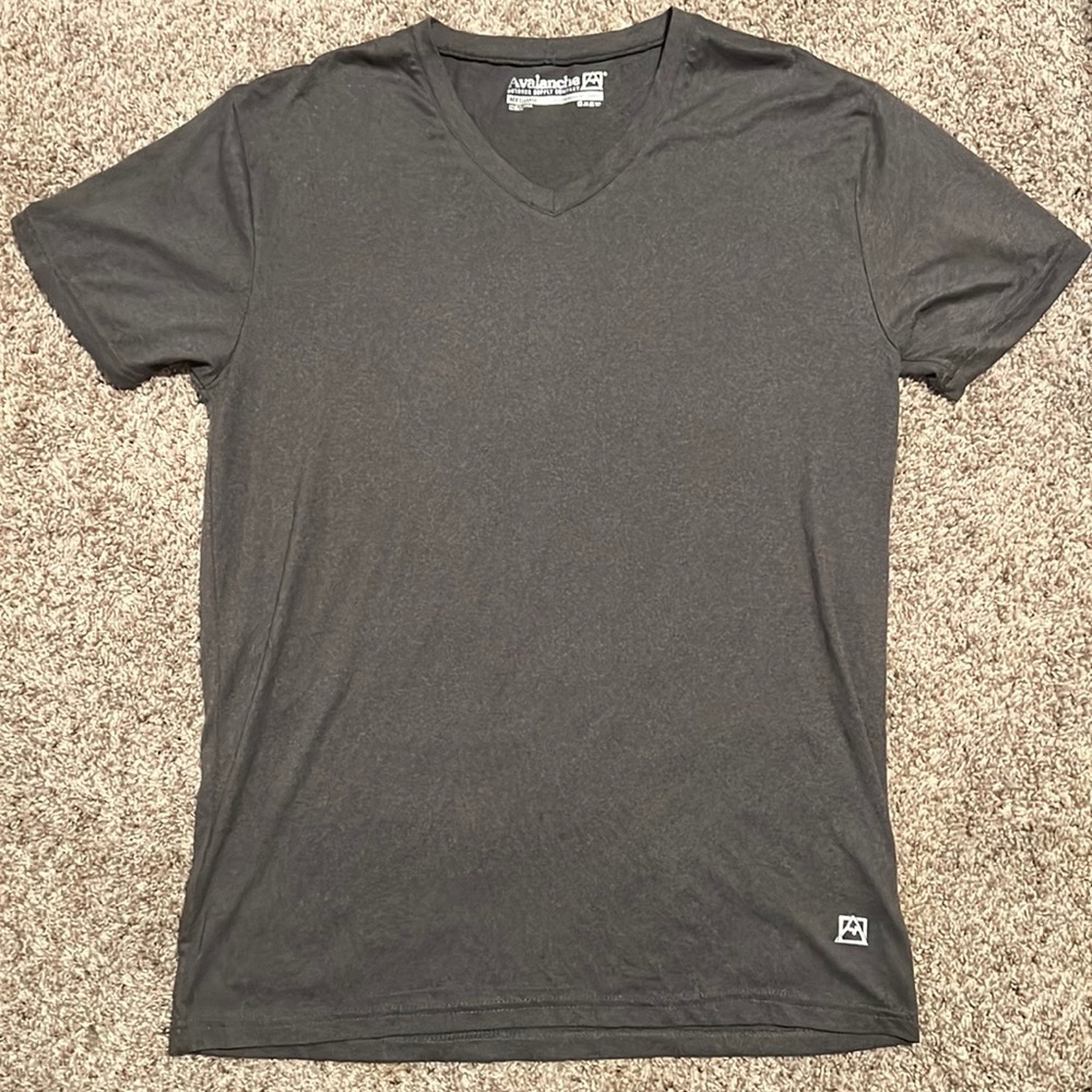 Avalanche extra soft v-neck tee